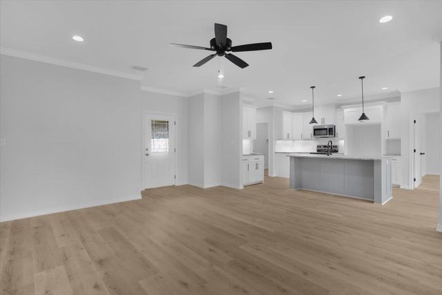 2001 County Road 2138, Troup, TX 75789