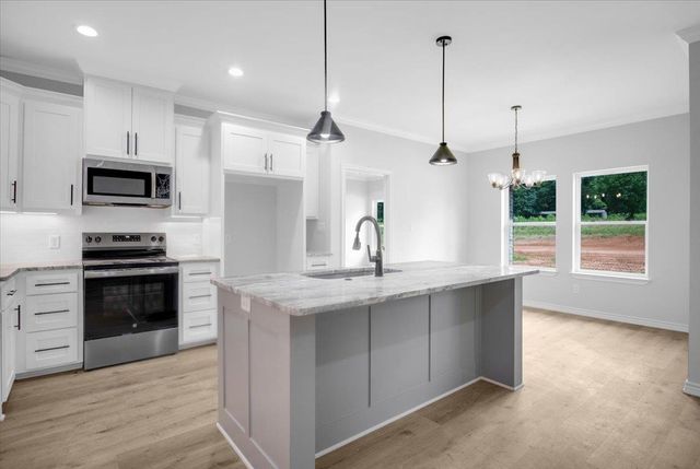 2001 County Road 2138, Troup, TX 75789