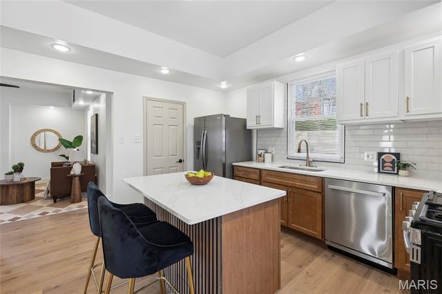 2101 Yale Avenue, Maplewood, MO 63143