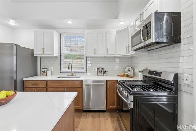 2101 Yale Avenue, Maplewood, MO 63143