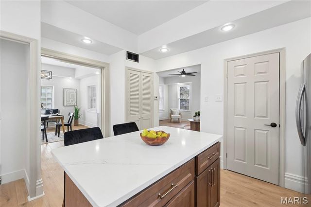 2101 Yale Avenue, Maplewood, MO 63143