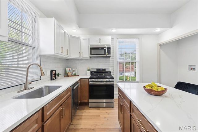 2101 Yale Avenue, Maplewood, MO 63143