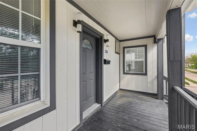 2101 Yale Avenue, Maplewood, MO 63143