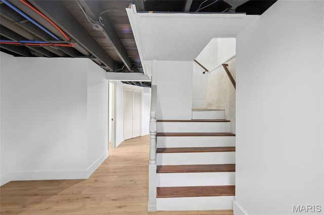 2101 Yale Avenue, Maplewood, MO 63143