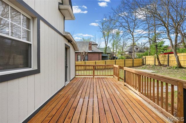 2101 Yale Avenue, Maplewood, MO 63143