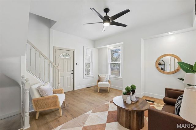 2101 Yale Avenue, Maplewood, MO 63143