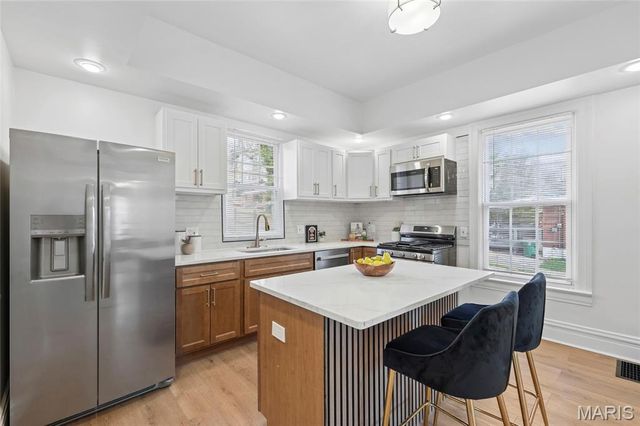 2101 Yale Avenue, Maplewood, MO 63143