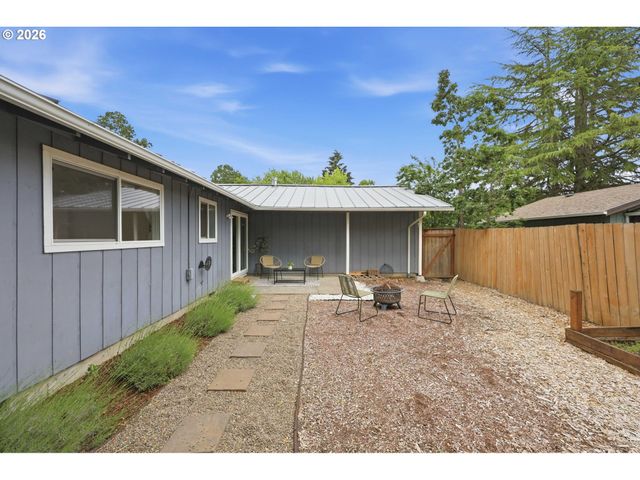17625 Se ROSE St, Milwaukie, OR 97267