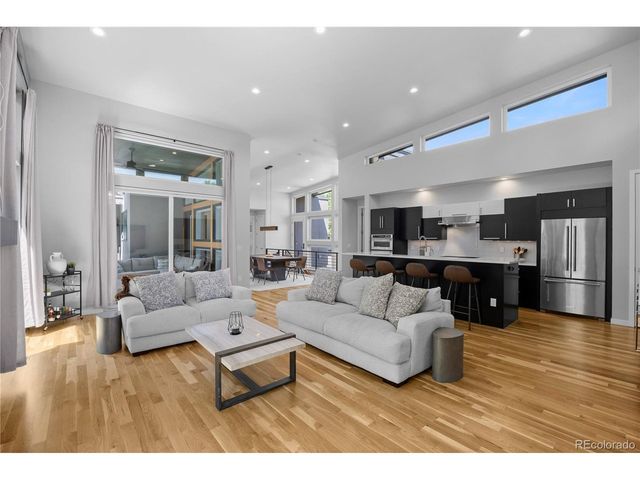 24 Wilder Ln, Littleton, CO 80123