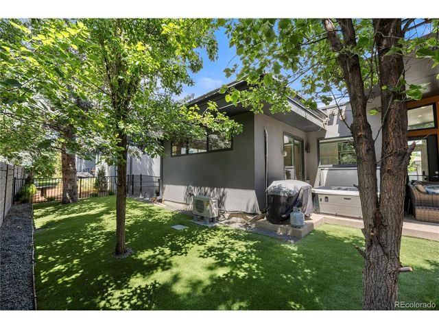 24 Wilder Ln, Littleton, CO 80123