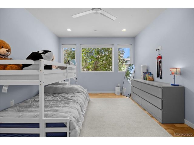 24 Wilder Ln, Littleton, CO 80123