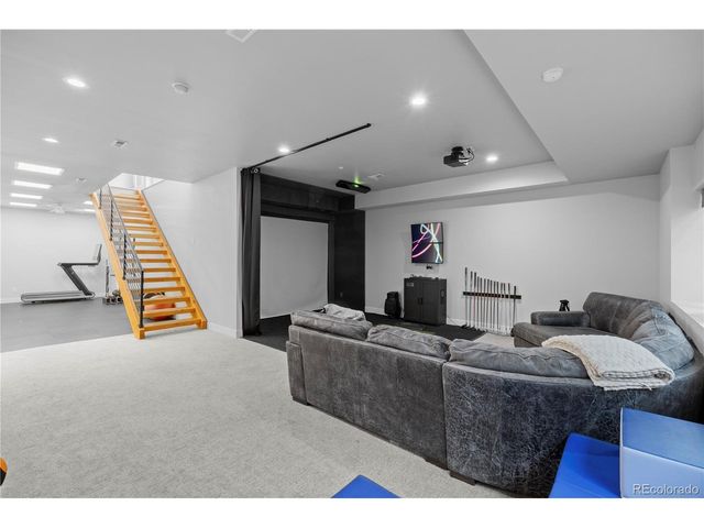 24 Wilder Ln, Littleton, CO 80123