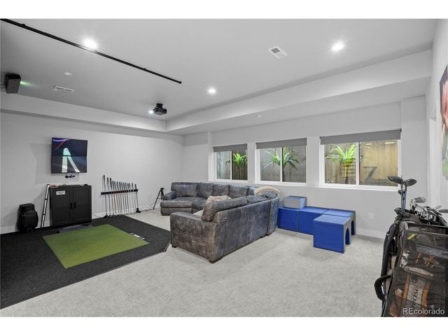 24 Wilder Ln, Littleton, CO 80123