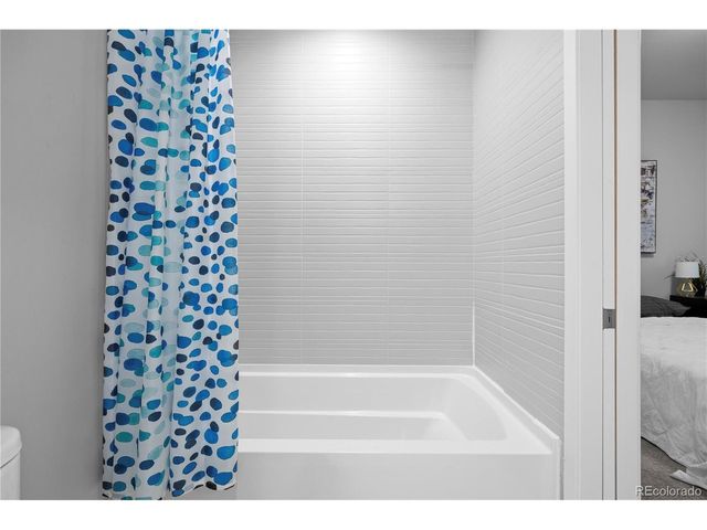 24 Wilder Ln, Littleton, CO 80123