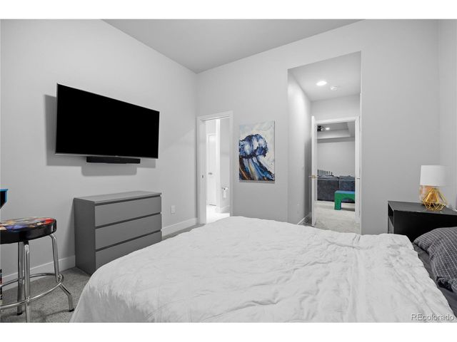 24 Wilder Ln, Littleton, CO 80123