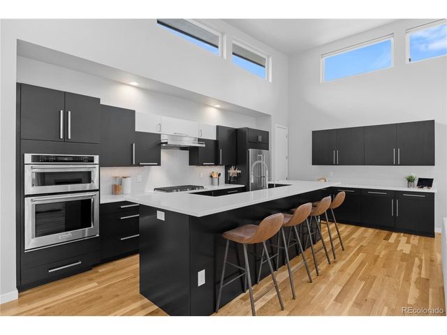 24 Wilder Ln, Littleton, CO 80123