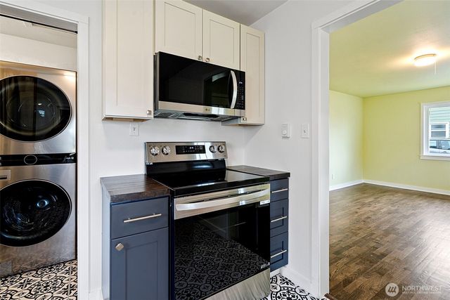 1019 S Rochester Street, Tacoma, WA 98465