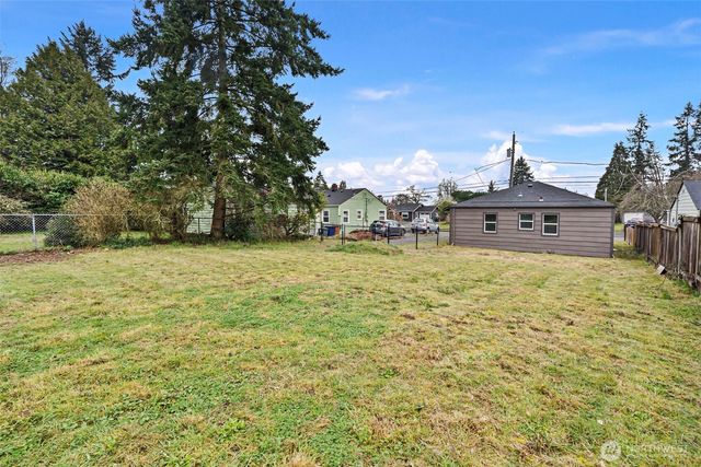 1019 S Rochester Street, Tacoma, WA 98465