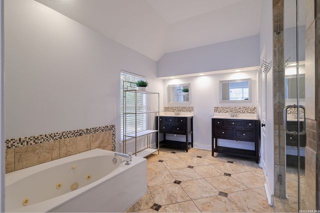 8746 London Heights, San Antonio, TX 78254