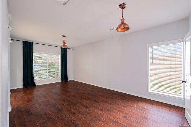 8746 London Heights, San Antonio, TX 78254