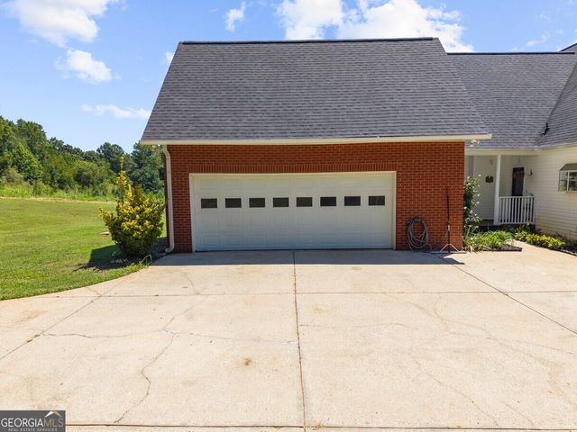 8135 Wallace Wood Road, Gainesville, GA 30506