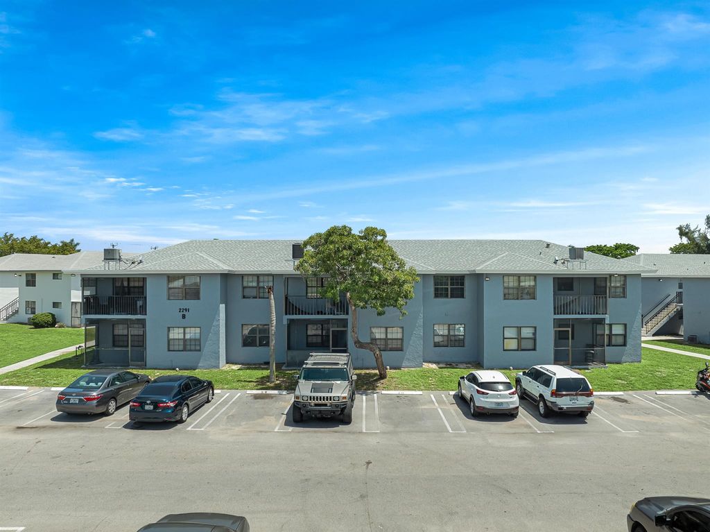 2291 Linton Ridge Circle B4, Delray Beach, FL 33444
