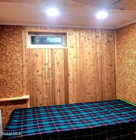 27 University Street, Bethlehem, NY 12158