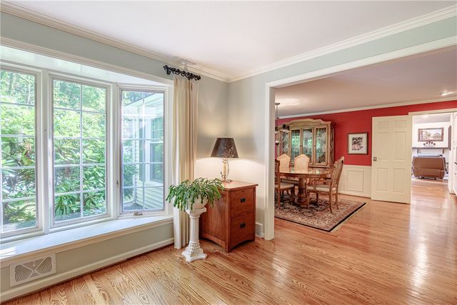 10 Birling Gap, Perinton, NY 14450