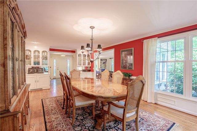 10 Birling Gap, Perinton, NY 14450