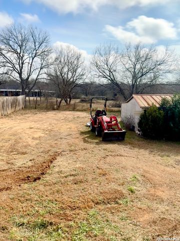 4858 Stanislaus, Adkins, TX 78101