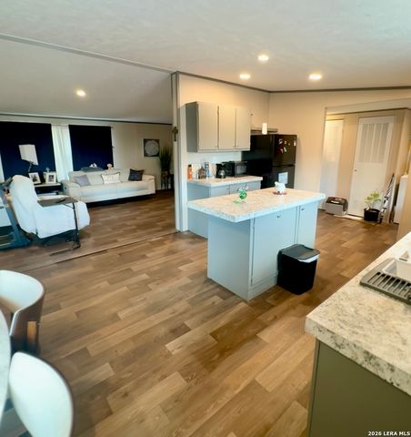 4858 Stanislaus, Adkins, TX 78101