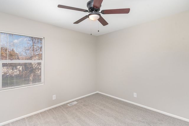 355 Crestwood Court, Algonquin, IL 60102