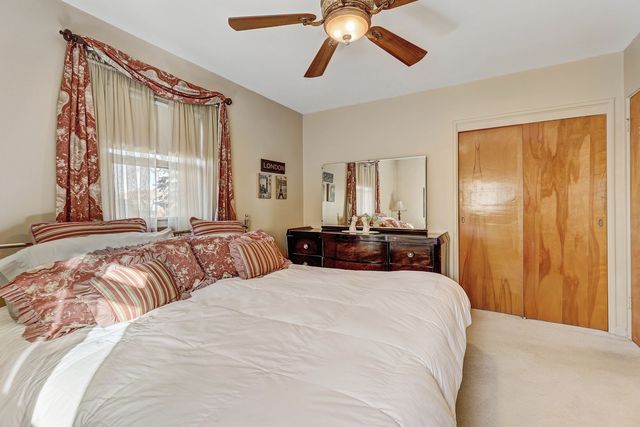 11111 Shelley Street, Westchester, IL 60154