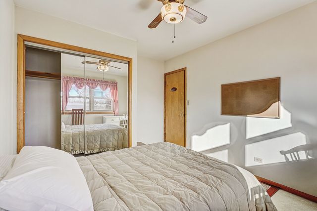 11111 Shelley Street, Westchester, IL 60154