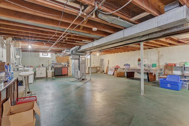 11111 Shelley Street, Westchester, IL 60154