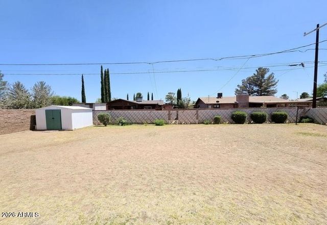 2201 E 7TH Street, Douglas, AZ 85607