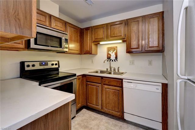 55 James SQ, Williamsburg, VA 23185