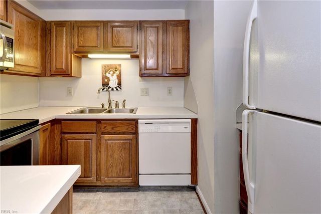 55 James SQ, Williamsburg, VA 23185