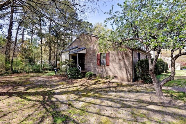 55 James SQ, Williamsburg, VA 23185