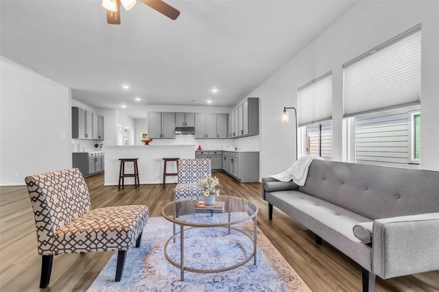 1107 Grand Junction Drive, Tomball, TX 77375