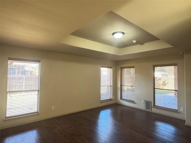 7704 Fallen Antler Place, Arlington, TX 76002