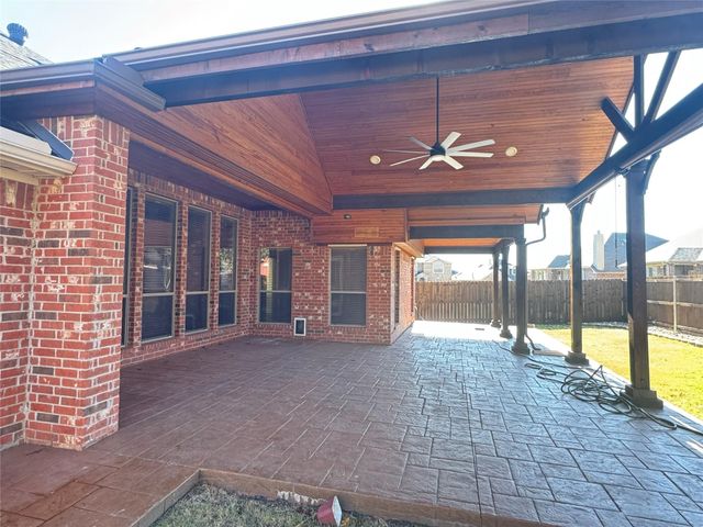 7704 Fallen Antler Place, Arlington, TX 76002