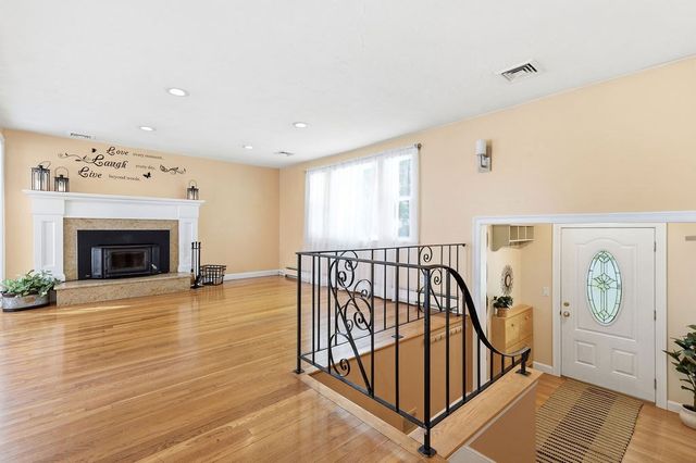 392 Cedar Street, Hanover, MA 02339
