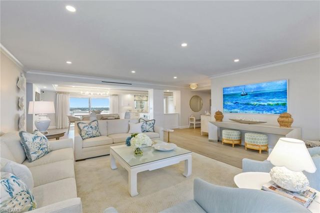 2905 Gulf Shore BLVD N # 703N, Naples, FL 34103