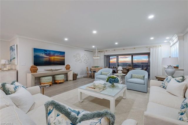 2905 Gulf Shore BLVD N # 703N, Naples, FL 34103