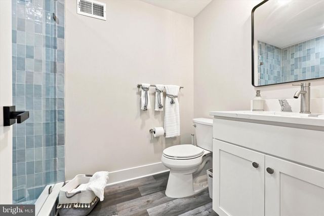 117 THORNTON LN, Newtown, PA 18940