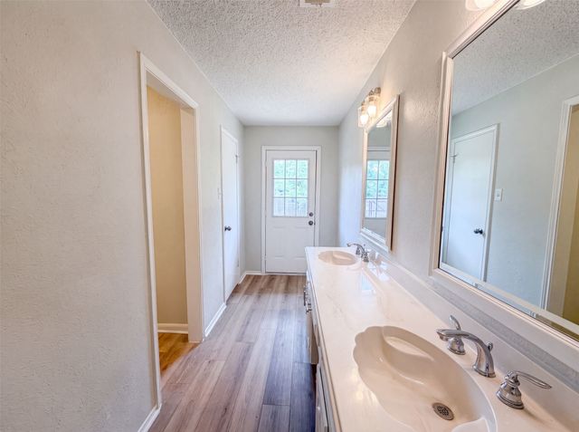 940 Western Trail, Keller, TX 76248