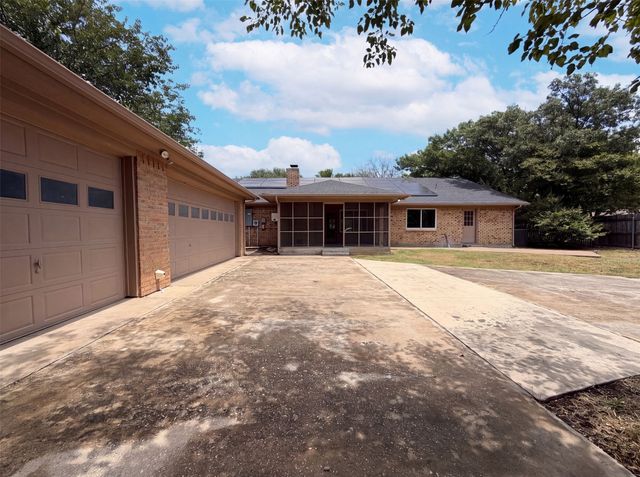 940 Western Trail, Keller, TX 76248