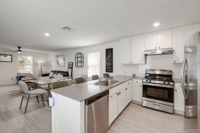 7638 Chancery Gate, San Antonio, TX 78253