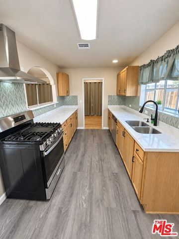 37739 Sumac Avenue, Palmdale, CA 93550